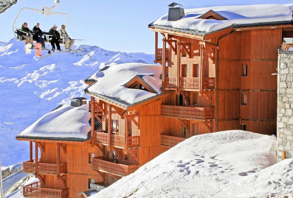 Les Balcons de Val Thorens spa - skilift bij het chalet