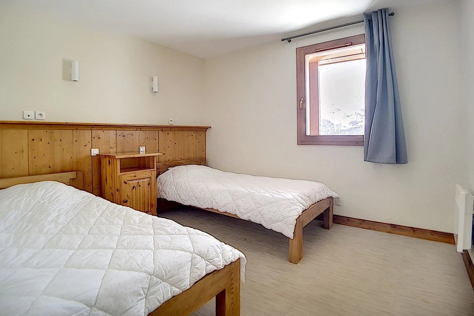  6-kamer apt. voor max. 12 pers. (huisnr. 27)