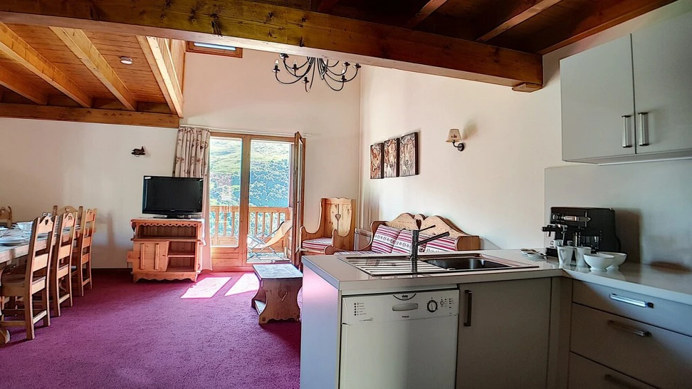 5-kamer apt. voor max. 10 pers. (huisnr. 8)