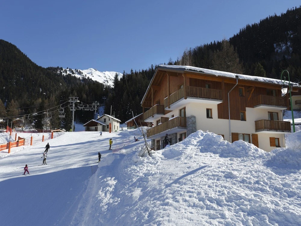 Les Chalets de la Ramoure - skien langs de chalets