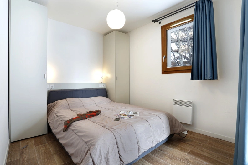 Au Coeur des Ours - slaapkamer met verwarming en bed