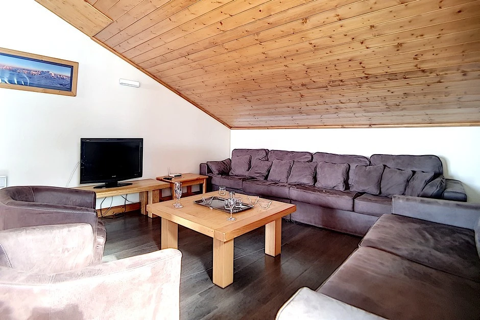 4-kamer apt. voor max. 10 pers. (huisnr. 28)