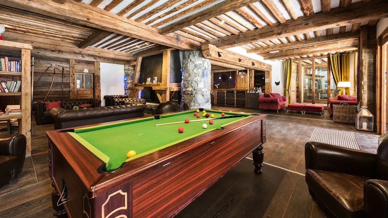lounge