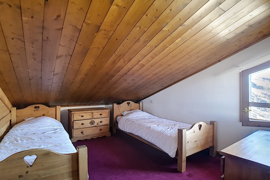 4-kamer apt. voor max. 8 pers. (huisnr. 10)