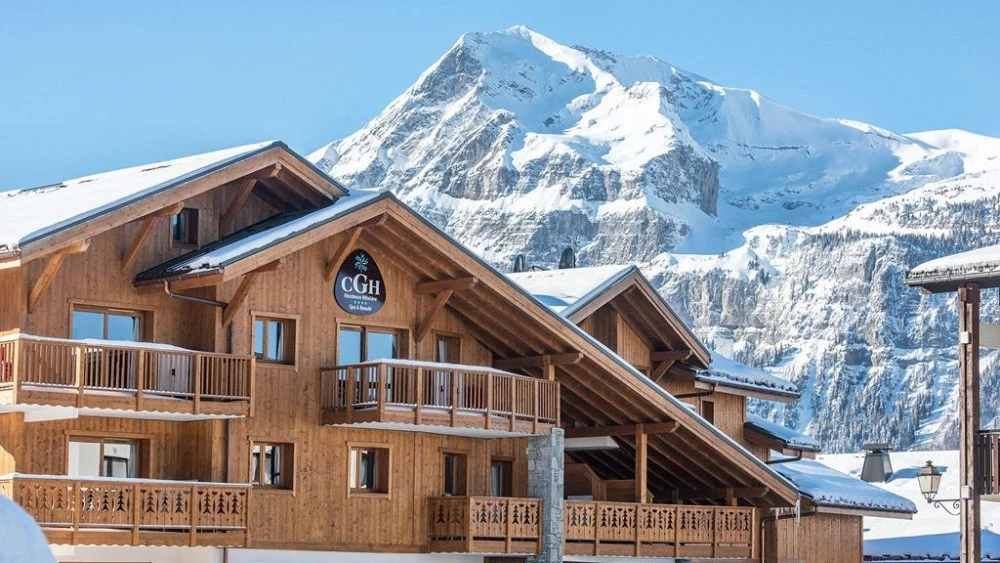 Uitzicht op bergen met accommodate Les Chalets de Leana