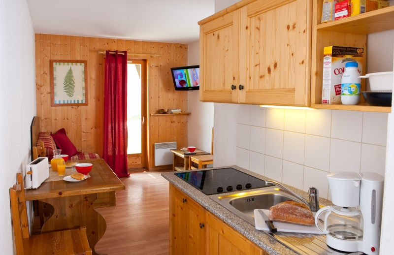 Les Fermes de Saint Sorlin open keuken