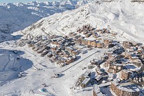 Val Thorens - uitzicht op het dorp vanuit de lucht