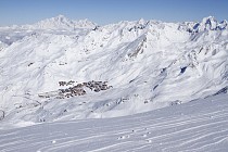 Val Thorens - uitzicht op he dorp en bergen