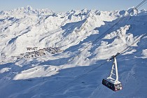 Val Thorens - uitzicht op de skilift vanaf de bergen