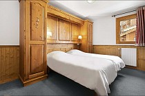 Les Balcons de Val Thorens Spa 8-kamer apt. voor max. 16 pers. slaapkamer met bed