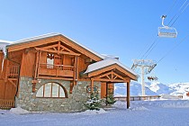 Les Balcons de Val Thorens spa - chalets bij de skilift