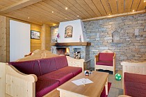 Les Chalets L'adonis - lounge met openhaard