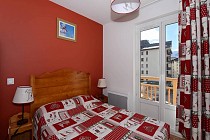 L'Ours Blanc - slaapkamer met balkon en 2-persoonsbed