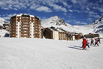 Les Temples du Soleil Vanaf een afstand