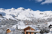 Saint Sorlin d'Arves - uitzicht vanaf chalet op de bergen 3