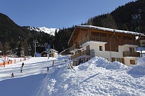 Les Chalets de la Ramoure - skien langs de chalets