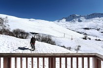 Les Balcons du Soleil - uitzicht op de piste vanaf het balkon