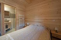 Chalet d'Alice - slaapkamer met badkamer
