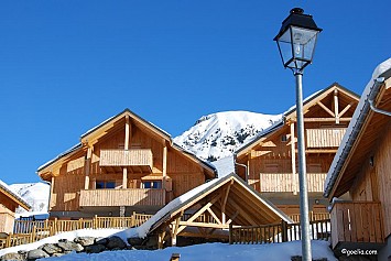 Les Chalets des Ecourts utzicht op de bergen