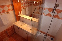3-kamer apt. voor max. 6 pers. (huisnr. A12)