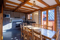 Chalet Bouquetin - keuken in de woonkamer