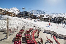 Le Hameau du Kashmir - buitenterras skipiste