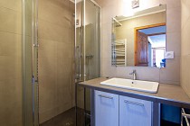 5-kamer apt. voor max. 8 pers. (huisnr. 2)
